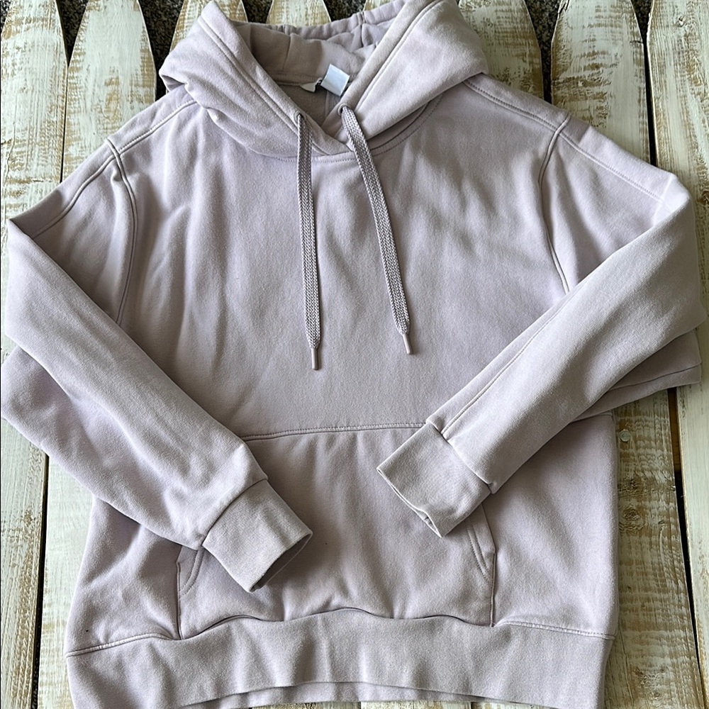 Athleta Women’s Plush Hoodie Size S Light Purple *discoloration*